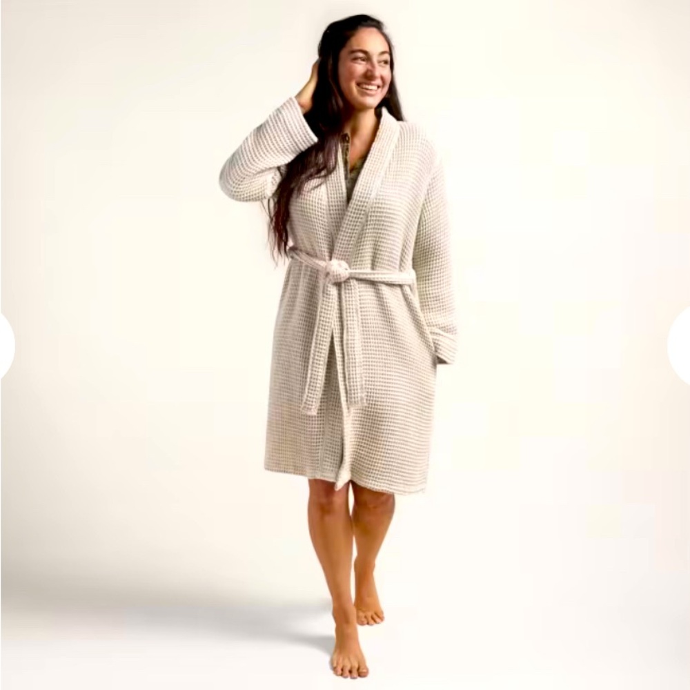 Parachute waffle robe
